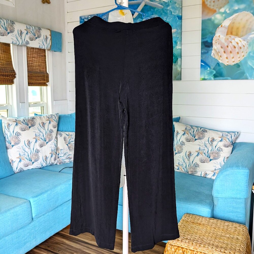 Chico's Travelers Classic No Tummy Black Wide Leg Pants with Pockets - Size 0P - Picture 2 of 3